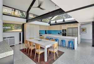 Kangaroo Valley House kitchen and dining
